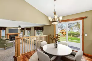 2445 Schaller Dr E, Maplewood, MN 55119 - Photo 10