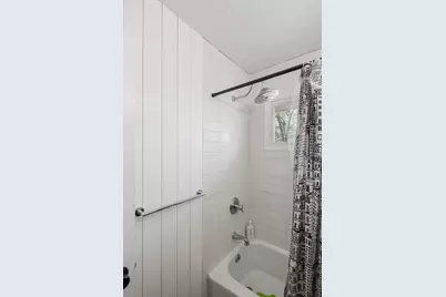 2416 Quincy Street NE, Minneapolis, MN 55418 - Photo 32