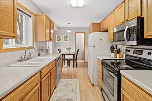 9997 Hamlet Ln S, Cottage Grove, MN 55016 - Photo 8