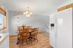 4052 Blakewood Dr, Shakopee, MN 55379 - Photo 20