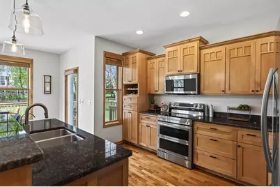 2344 Fieldstone Curve, Woodbury, MN 55129 - Photo 18