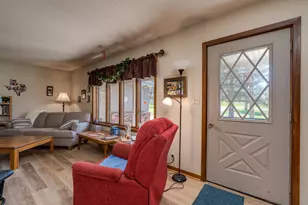 30536 Lexington Rd, Le Sueur, MN 56058 - Photo 2