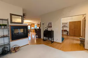 419 Brandywine Dr, Burnsville, MN 55337 - Photo 8