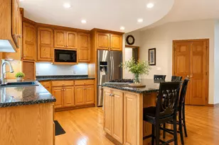 419 Brandywine Dr, Burnsville, MN 55337 - Photo 12