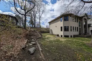419 Brandywine Dr, Burnsville, MN 55337 - Photo 34