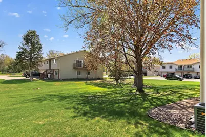 732 Parkside Drive #732H, Vadnais Heights, MN 55127 - Photo 30