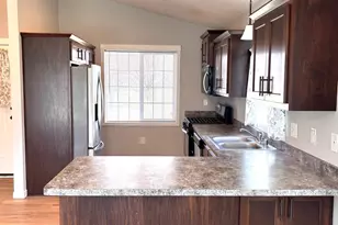 1007 Winsome Way NW, Isanti, MN 55040 - Photo 4