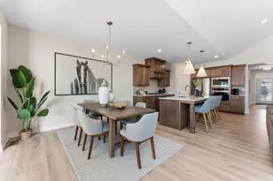 17747 Ellsworth Dr, Lakeville, MN 55044 - Photo 8
