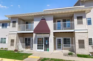 3714 9th St NW, Rochester, MN 55901 - Photo 2