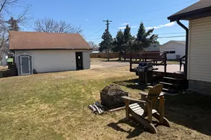 306 7th Ave NE, Roseau, MN 56751 - Photo 8