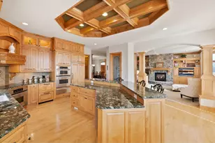 10689 Sonoma Ridge, Eden Prairie, MN 55347 - Photo 8