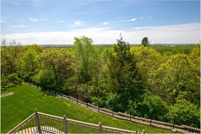10689 Sonoma Ridge, Eden Prairie, MN 55347 - Photo 52