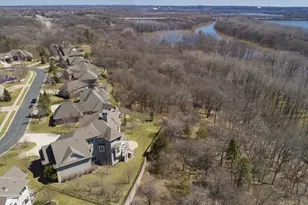 10689 Sonoma Ridge, Eden Prairie, MN 55347 - Photo 60