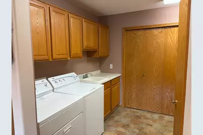 2940 12th Avenue S, Moorhead, MN 56560 - Photo 10