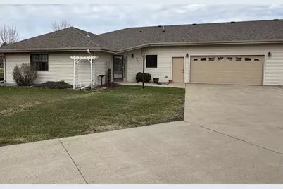 2940 12th Avenue S, Moorhead, MN 56560 - Photo 1