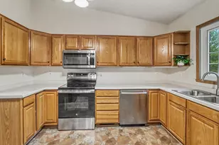 2940 12th Ave S, Moorhead, MN 56560 - Photo 4