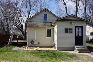 208 2nd St NE, Barnesville, MN 56514 - Photo 2