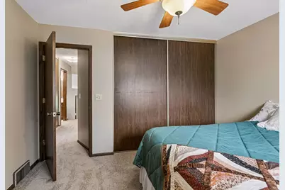 4211 Shirlee Lane N, Shoreview, MN 55126 - Photo 22