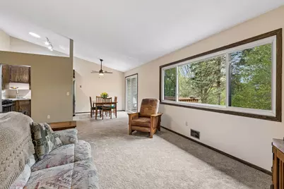 4211 Shirlee Lane N, Shoreview, MN 55126 - Photo 8