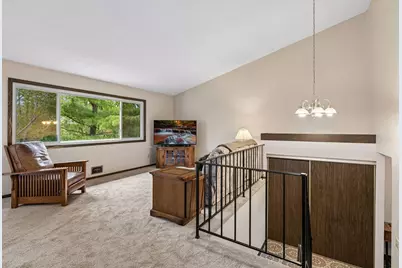 4211 Shirlee Lane N, Shoreview, MN 55126 - Photo 6