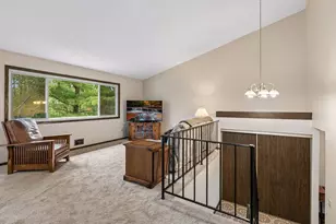 4211 Shirlee Ln N, Shoreview, MN 55126 - Photo 6