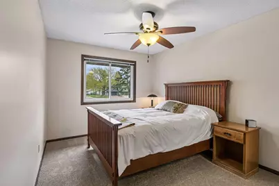 4211 Shirlee Lane N, Shoreview, MN 55126 - Photo 18