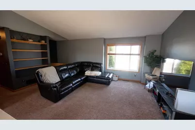 603 Horseshoe Lane, Braham, MN 55006 - Photo 4