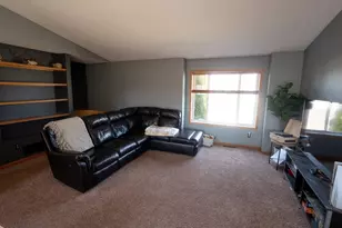 603 Horseshoe Ln, Braham, MN 55006 - Photo 4