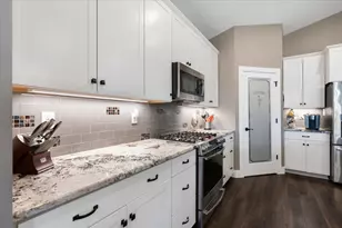 573 Cedar Dr, Lake City, MN 55041 - Photo 18
