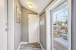 857 Rose Ave E, Saint Paul, MN 55106 - Photo 18