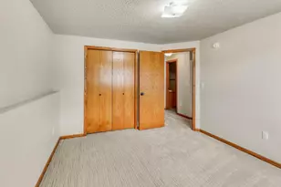 910 35th Ave S, Moorhead, MN 56560 - Photo 32