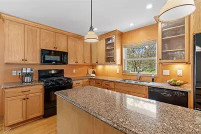 2601 30th Avenue NE, Saint Anthony, MN 55418 - Photo 16