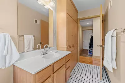 2601 30th Avenue NE, Saint Anthony, MN 55418 - Photo 36