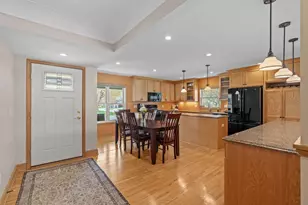 2601 30th Ave NE, Saint Anthony, MN 55418 - Photo 8