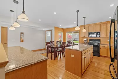 2601 30th Avenue NE, Saint Anthony, MN 55418 - Photo 12