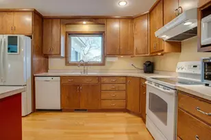 509 13th St N, Moorhead, MN 56560 - Photo 18