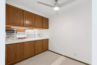 6650 Vernon Avenue S #409, Edina, MN 55436 - Photo 4