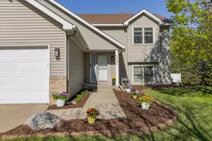 13968 Yosemite Ave S, Savage, MN 55378 - Photo 4