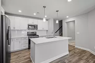 11010 Yalta St NE, Blaine, MN 55449 - Photo 10