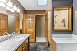 984 Ferndale St S, Maplewood, MN 55119 - Photo 18