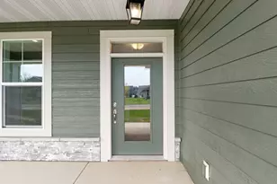 17717 Everest Ave, Lakeville, MN 55044 - Photo 2