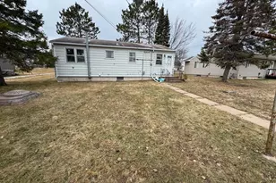 512 Memorial Dr, Buhl, MN 55713 - Photo 12