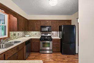17918 Weaver Lake Dr, Maple Grove, MN 55311 - Photo 10