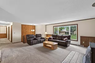 17918 Weaver Lake Dr, Maple Grove, MN 55311 - Photo 4