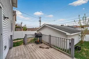 667 Aurora Ave, Saint Paul, MN 55104 - Photo 22