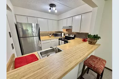 3300 Louisiana Avenue S #326, Saint Louis Park, MN 55426 - Photo 6