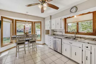 8258 169th St W, Lakeville, MN 55044 - Photo 4