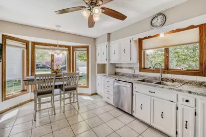 8258 169th Street W, Lakeville, MN 55044 - Photo 4