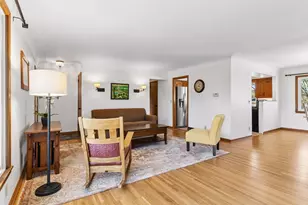 151 Mission Ln, Bloomington, MN 55420 - Photo 6