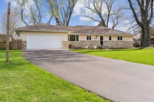 151 Mission Ln, Bloomington, MN 55420 - Photo 2